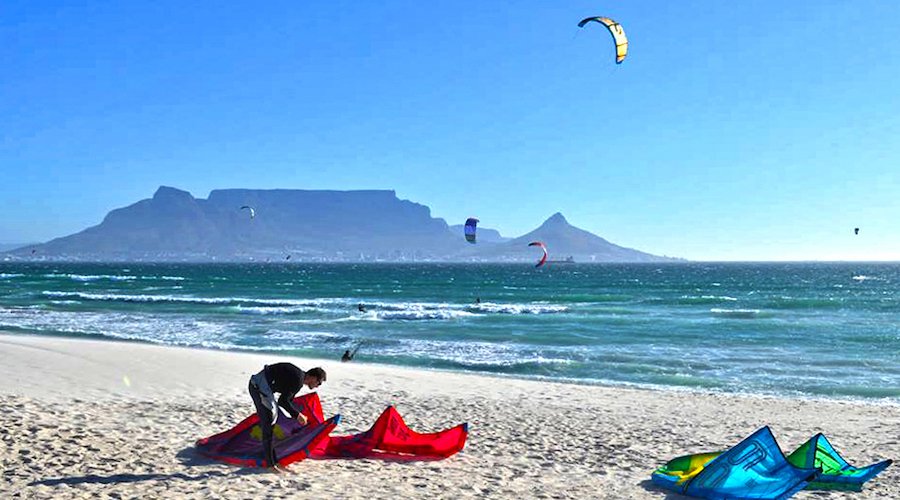 Kitesurfing beach