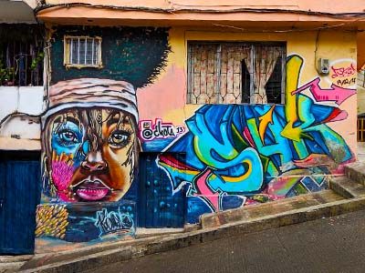 digital-nomad-medellin-graffiti