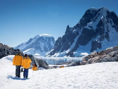 hp-antarctica-highlights-hiking hp-antarctica-highlights-hiking
