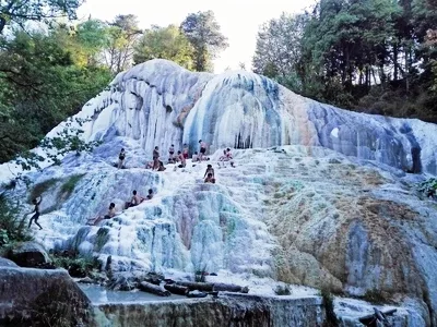 hp-umbria-italy-highlights-bagni-san-filippo-tuscany hp-umbria-italy-highlights-bagni-san-filippo-tuscany