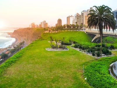 lima-peru-highlight-miraflores-hood lima-peru-highlight-miraflores-hood
