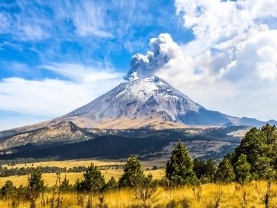 rsz_active-volcano-popocatepetl-mexico-min