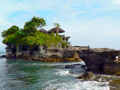 tanah-lot-bali-digital-nomad-hacker-paradise