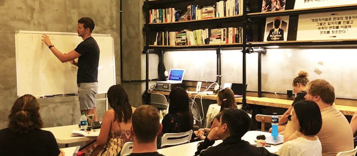 Digital nomads learn at Korean language workshop in Seoul, Korea